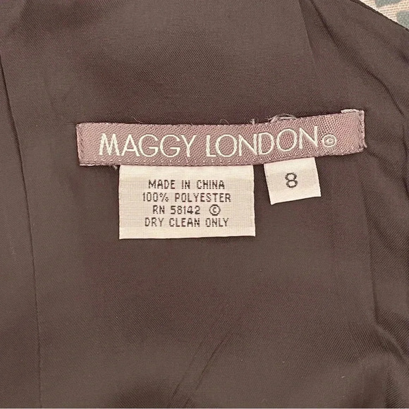 Maggy London Floral Black White Elegant Embroidered Detailed Dress Women Size 8 - Picture 6 of 7